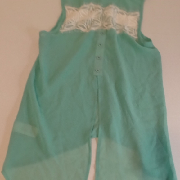 Rhapsody Women's Collared Tank with White Lace on Chest Button Up Front and Back - Picture 4 of 8